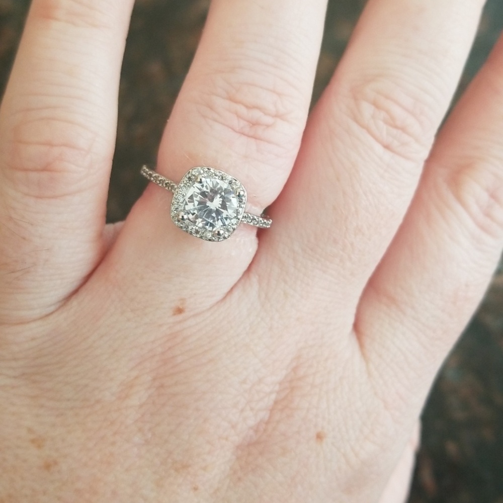 Ring - Picture 3 of 5